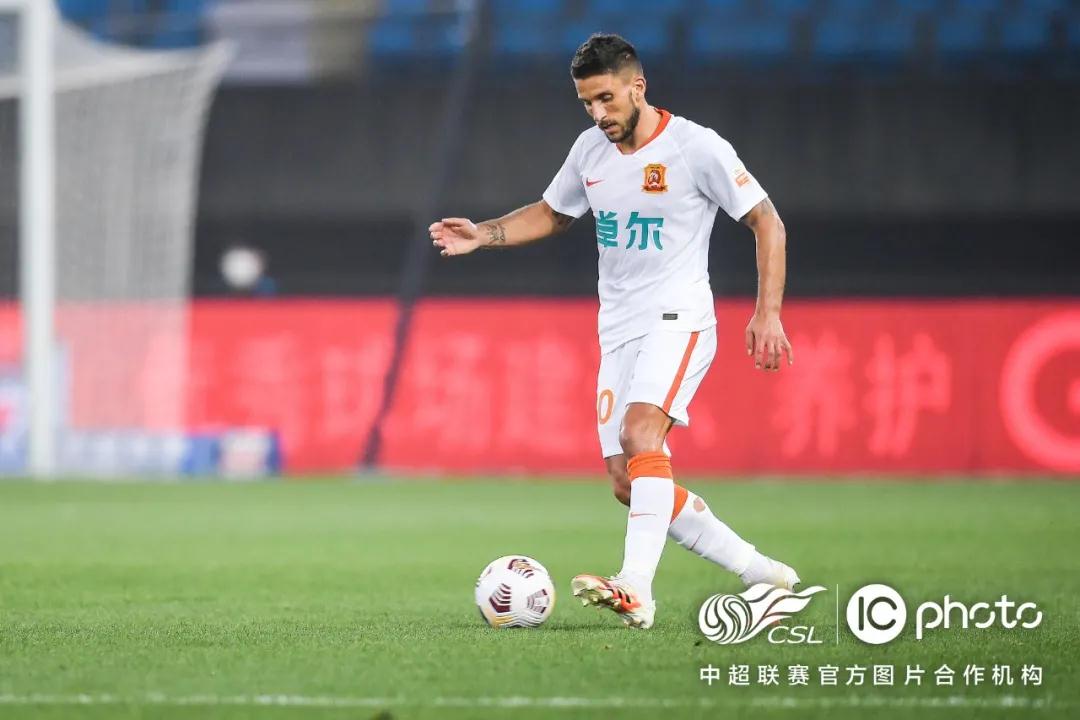 هداف الدوري المصريمن يتصدر سباق التهديف في الموسم الحالي؟
